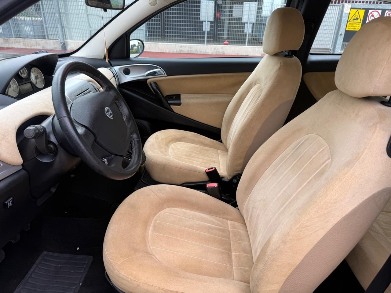 Lancia Ypsilon 1.4 Platino Ecochic GPL