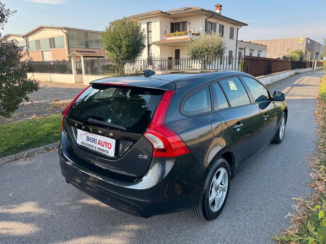 Volvo V60 D2