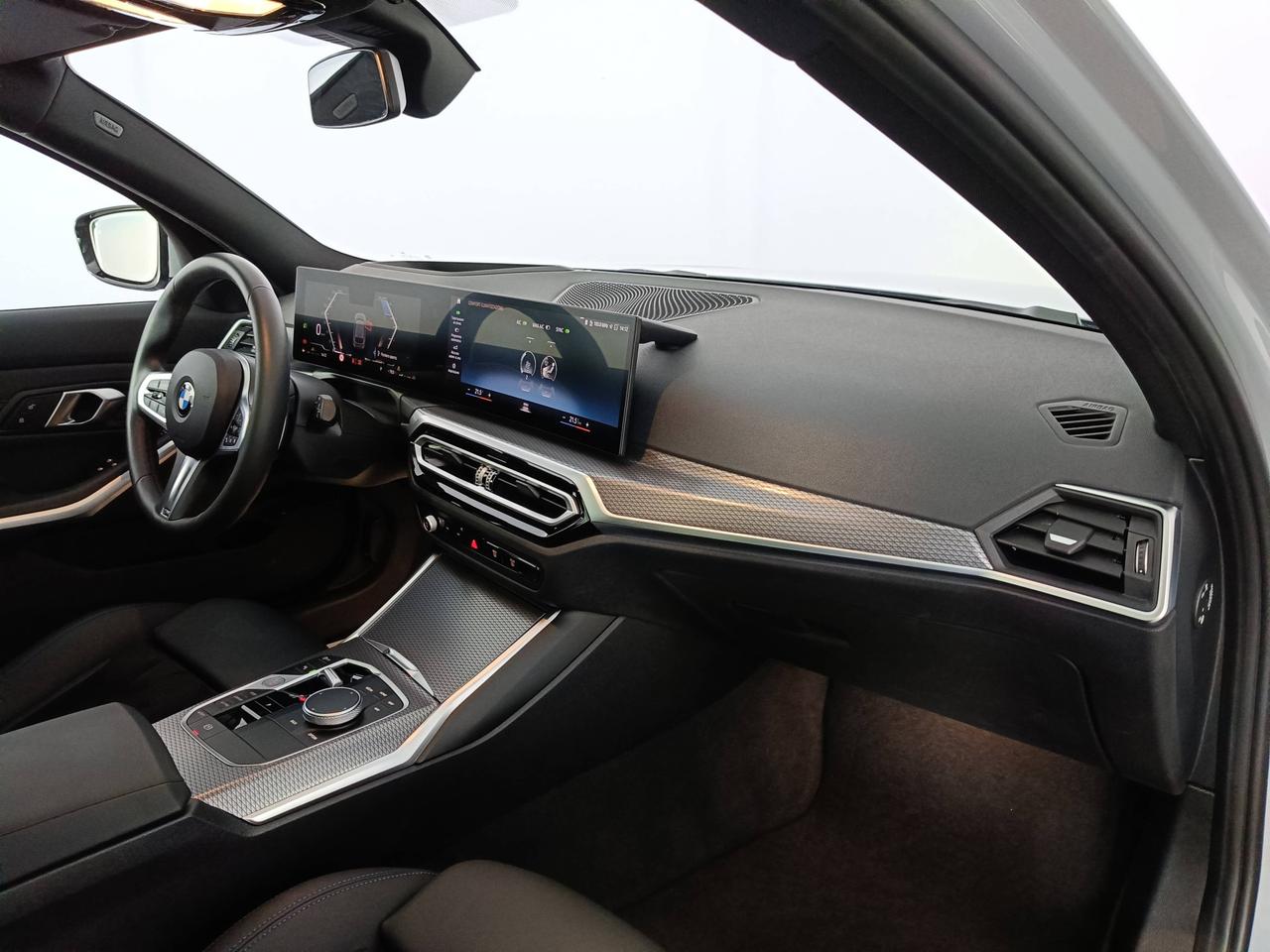 BMW 320d Touring mhev 48V xdrive Msport auto