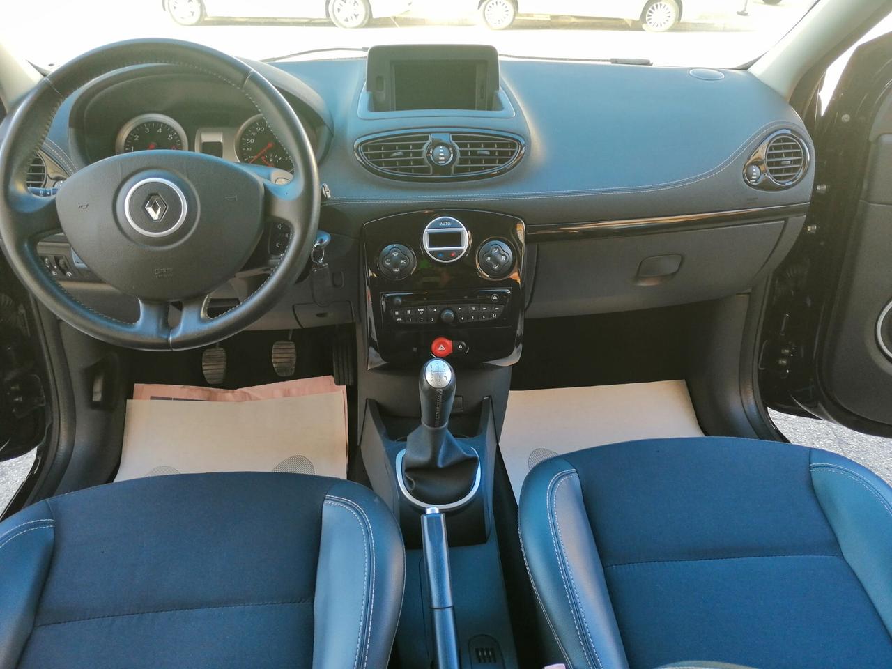 Renault Clio 1.2 16V 5 porte Dynamique