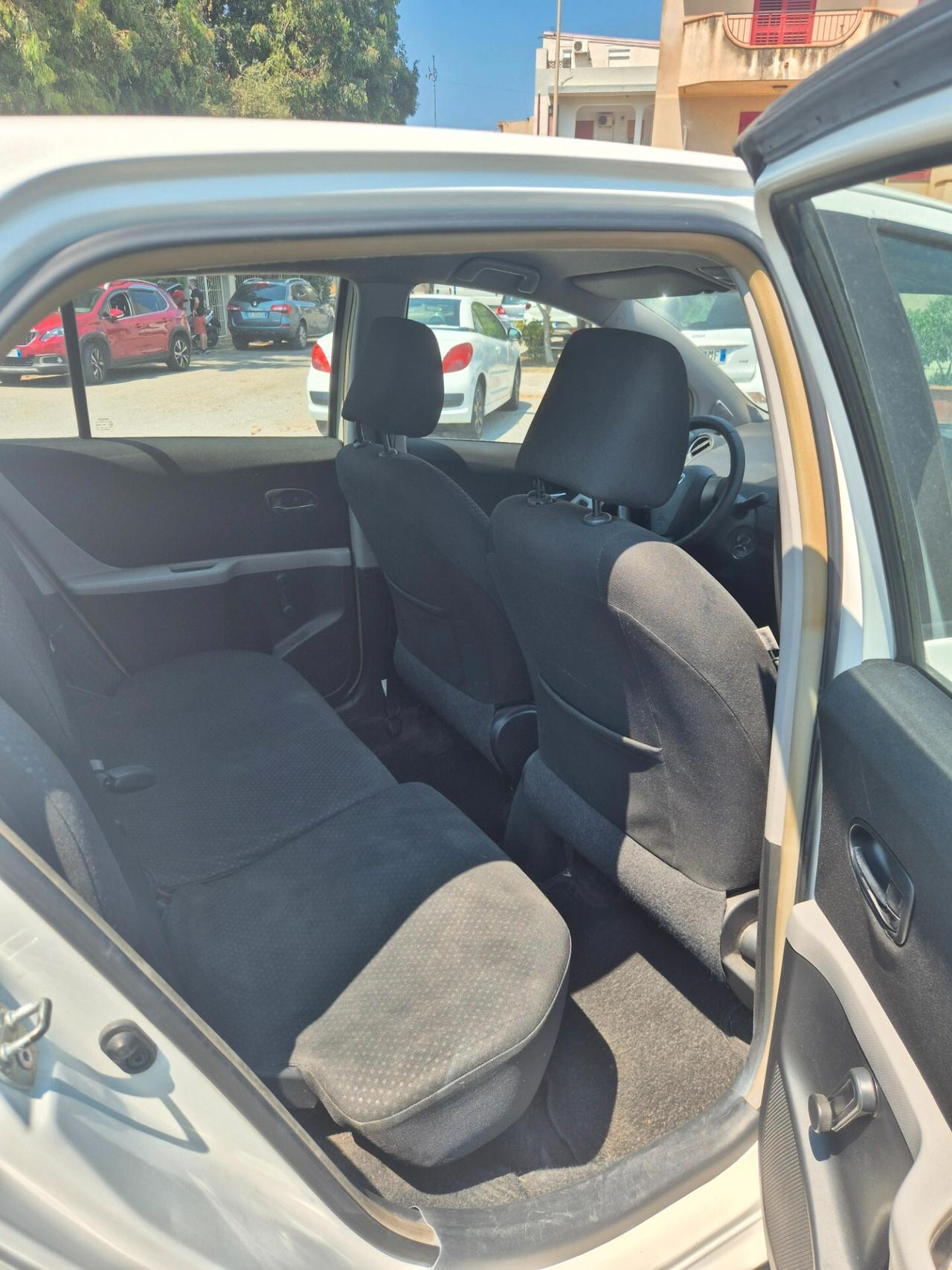 Toyota Yaris 1.3 5 porte Sol