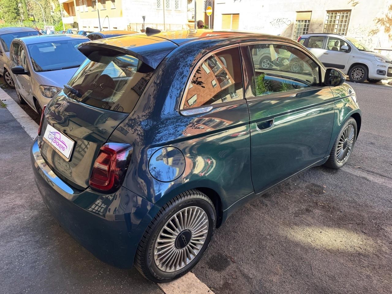 Fiat 500e Berlina 42 kWh Icon IVA DEDUCIBILE