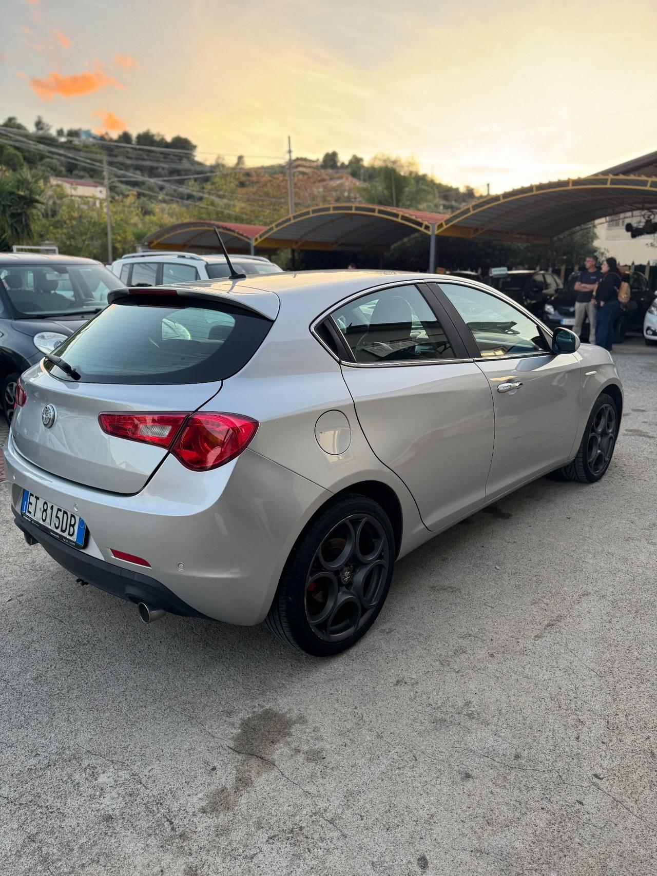 Alfa Romeo Giulietta 2.0 JTDm-2 150 CV Distinctive