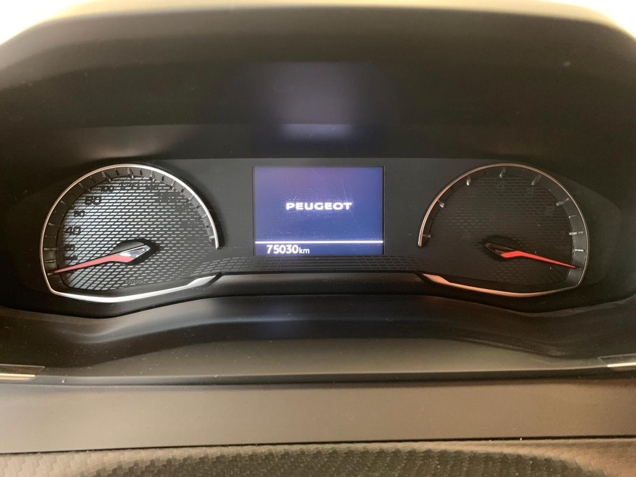 Peugeot 2008 PureTech 100 S&S Allure