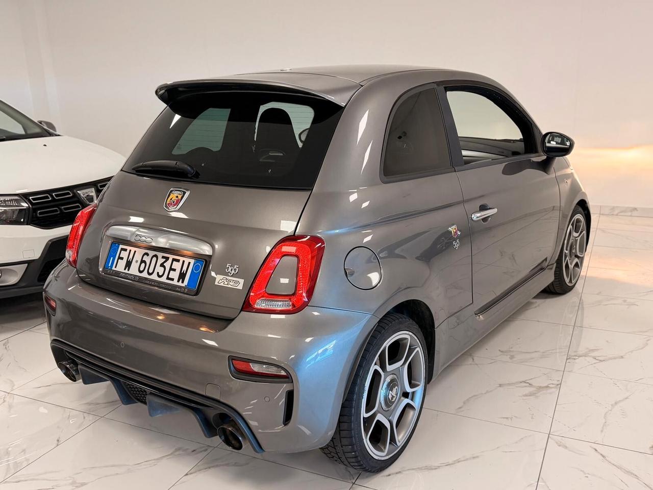 Abarth 595 1.4 Turbo T-Jet 160 CV Pista