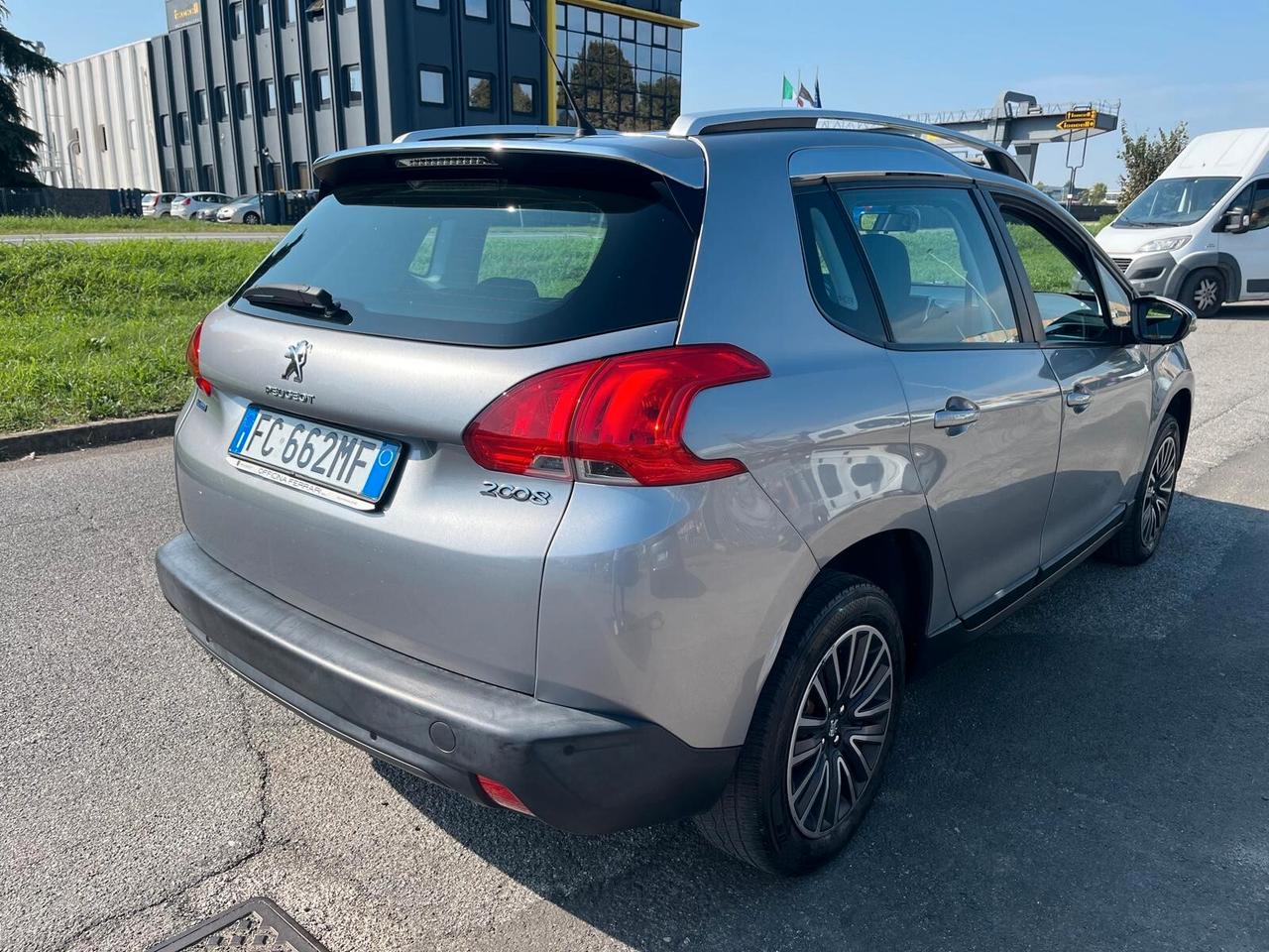 Peugeot 2008 BlueHDi 100 Active **NEOPATENTATI**