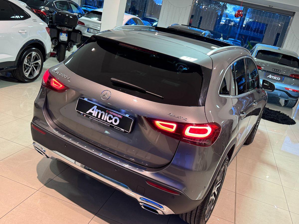 MERCEDES Classe GLA 200 d Automatic 4Matic Premium Tetto