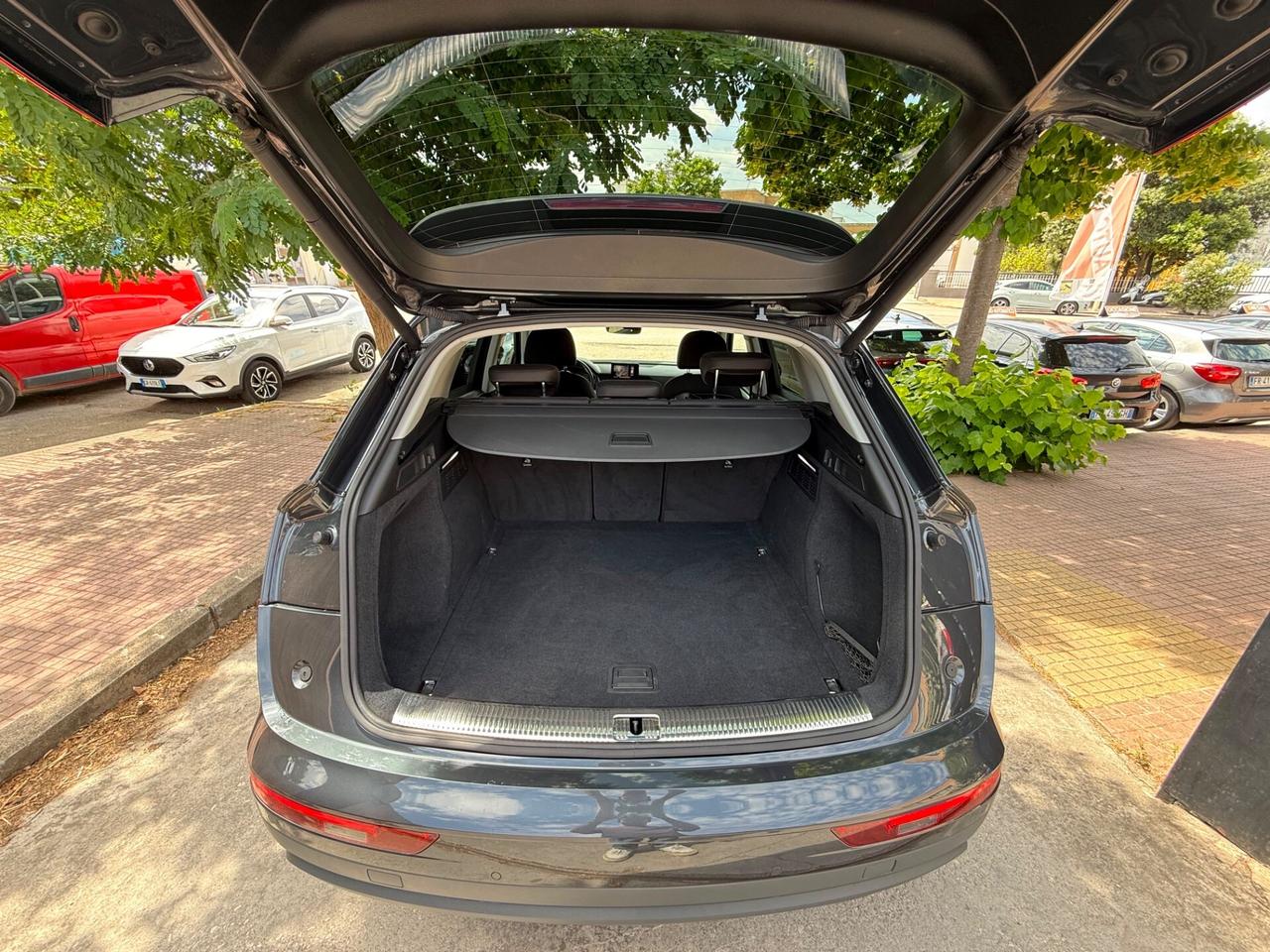 Audi Q5 TDI KM.81.000! QUATTRO