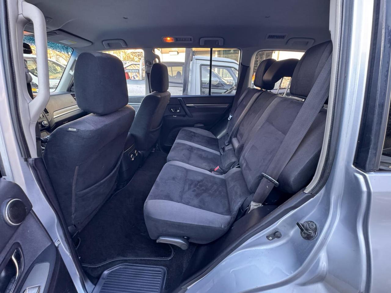 Mitsubishi Pajero 3.2 DI-D 16V aut. 5p. Instyle DPF