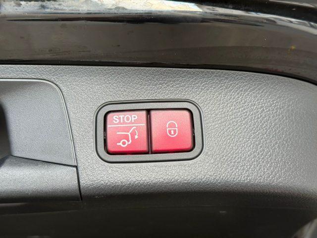 MERCEDES-BENZ GLA 200 d Automatic 4Matic Sport Plus