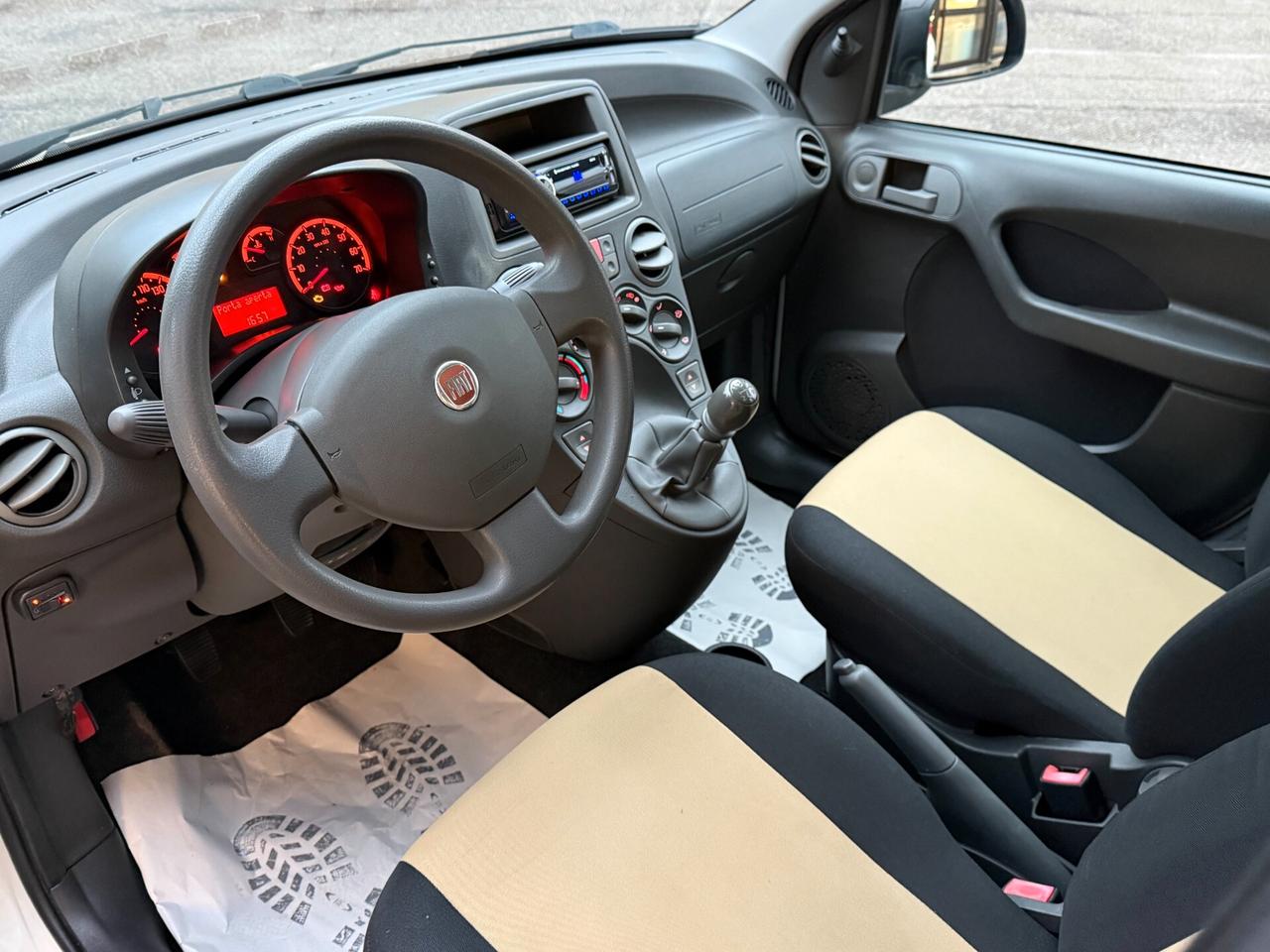 Fiat Panda 1.4 Dyn. Natural Power "OK REV. 11/2027 - UNIPROPR.)