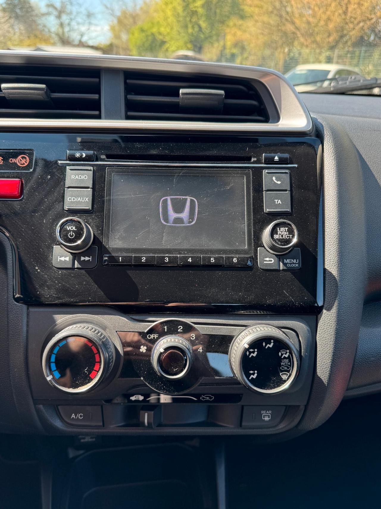 Honda Jazz 1.3 Benz E6 *SOLO 23.500 km Pari al NUOVO*