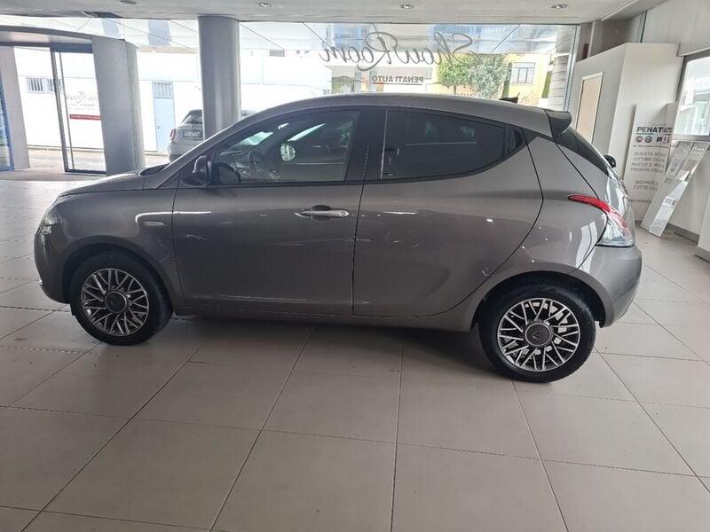 Lancia Ypsilon 1.0 FireFly 5 porte S&S Hybrid Gold Plus