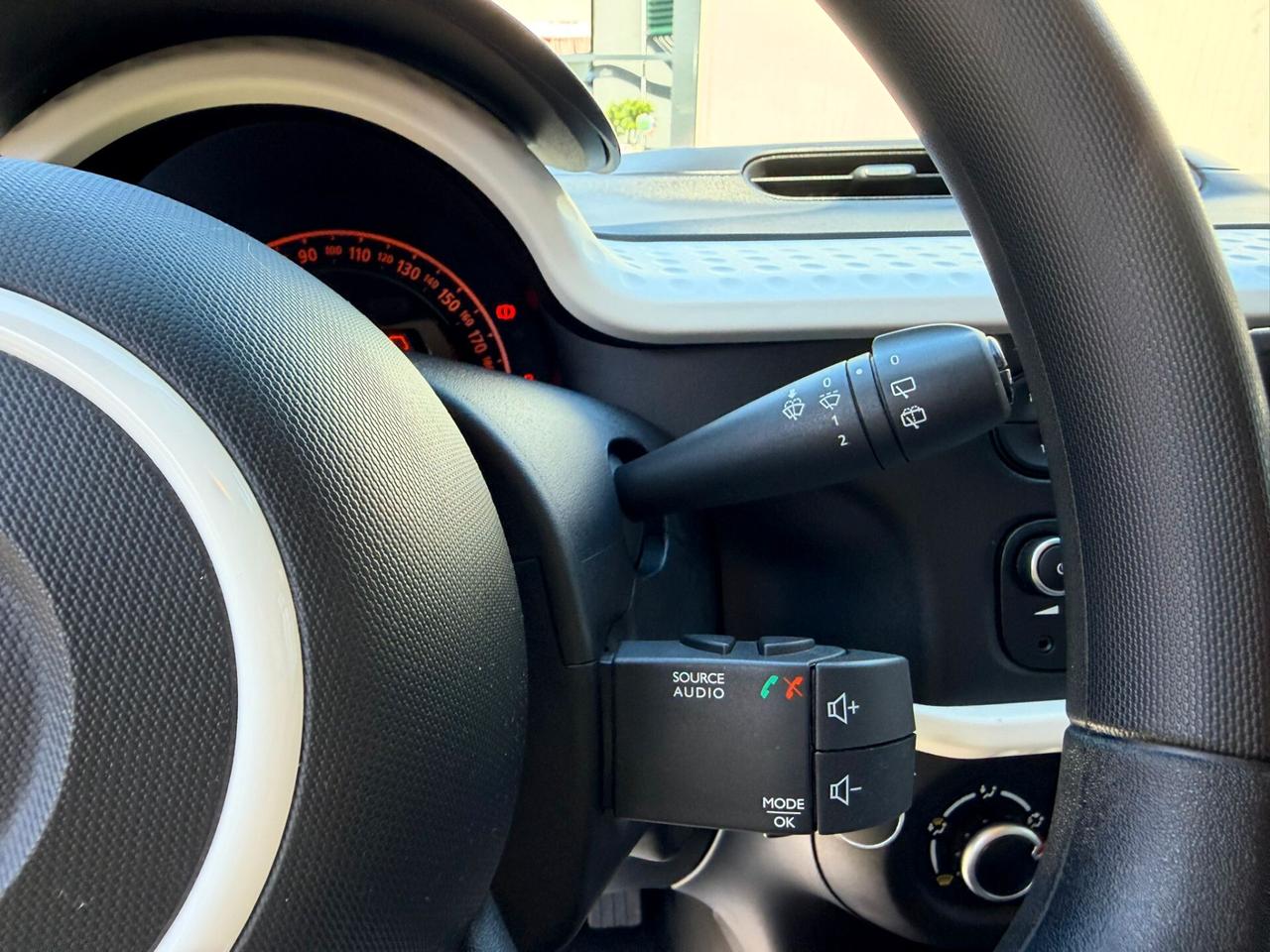 Renault Twingo SCe 65 CV Intens