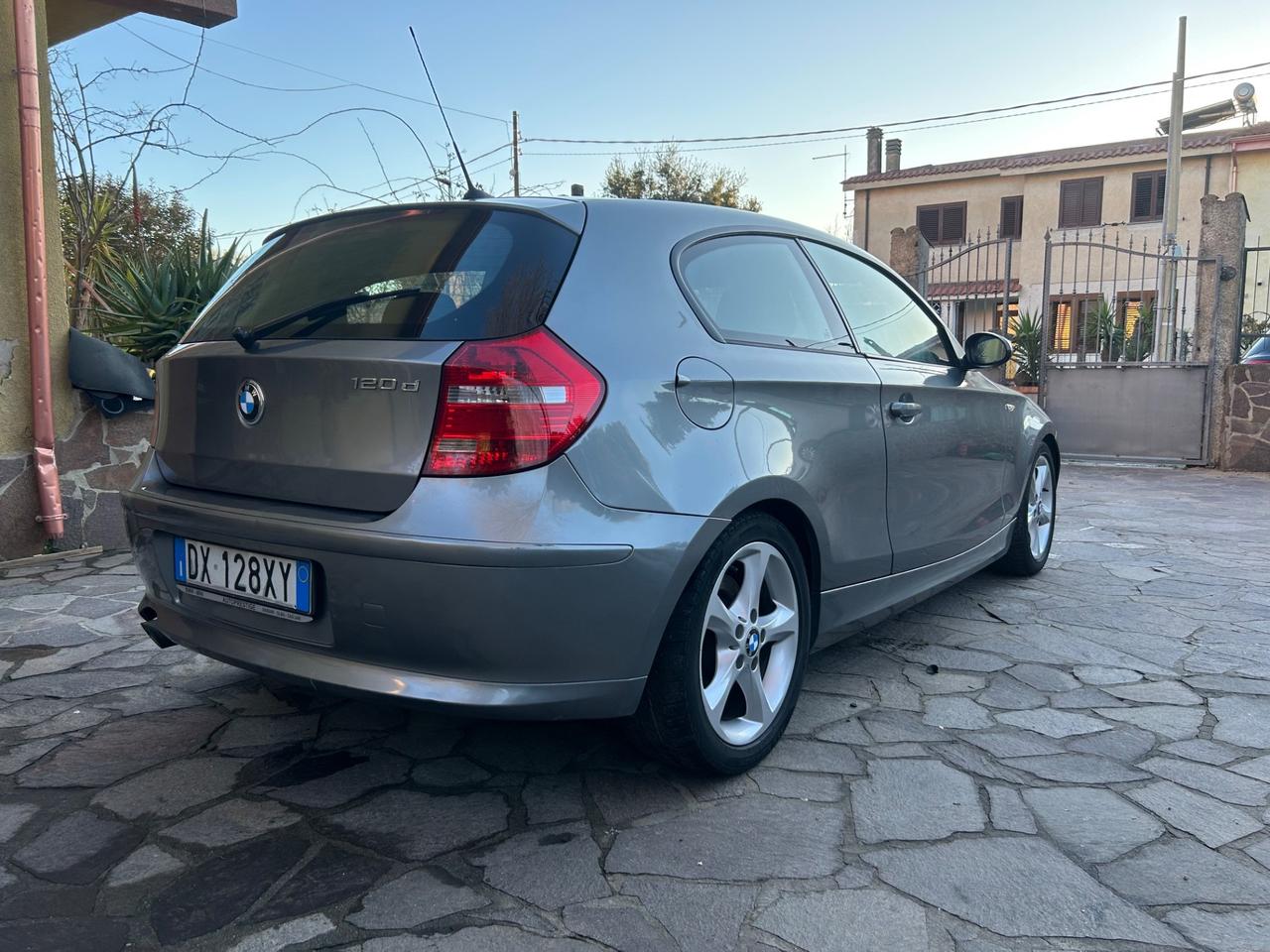 Bmw 120 120d cat 5 porte Futura DPF