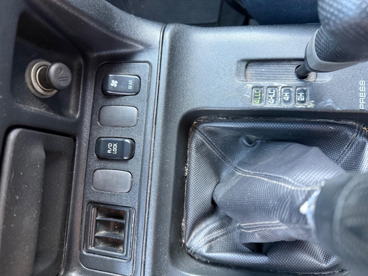 Mitsubishi Pajero 2.5 TDI 5p. GLS1