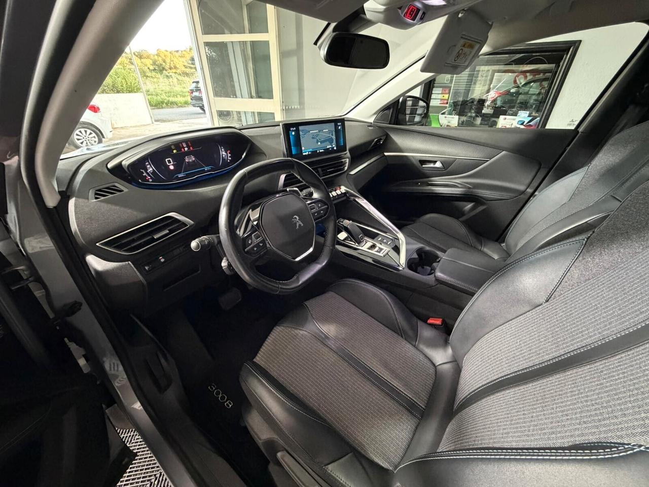 Peugeot 3008 1.5 BlueHdi (Diesel) 130cv - Allure Pack
