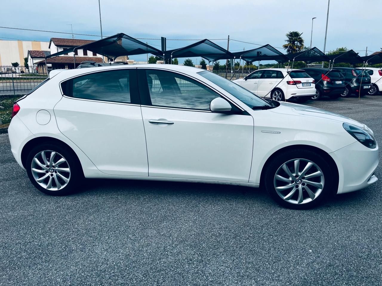 Alfa Romeo Giulietta 1.6 JTDm-2 105 CV Distinctive