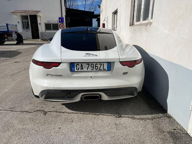 JAGUAR F-Type 2.0 aut. Coupé Chequered Flag