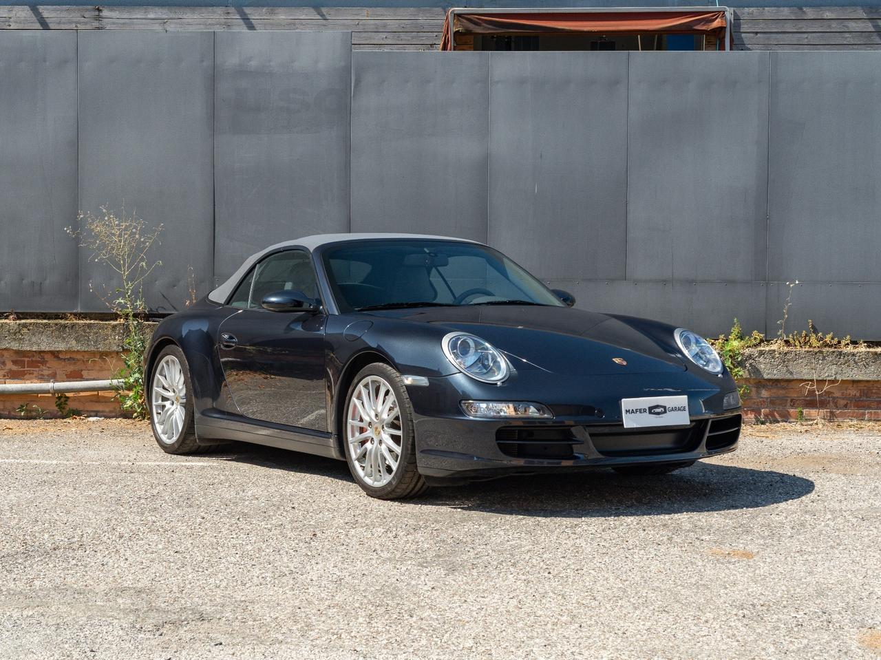 Porsche 911 Carrera 4S Cabriolet