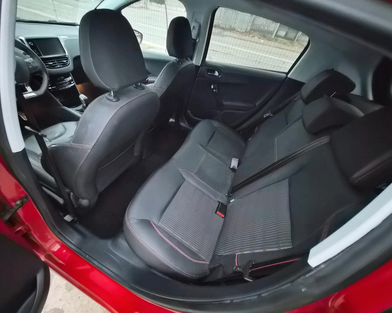 Peugeot 208 PureTech Turbo 110 S&S 5 porte GT Line