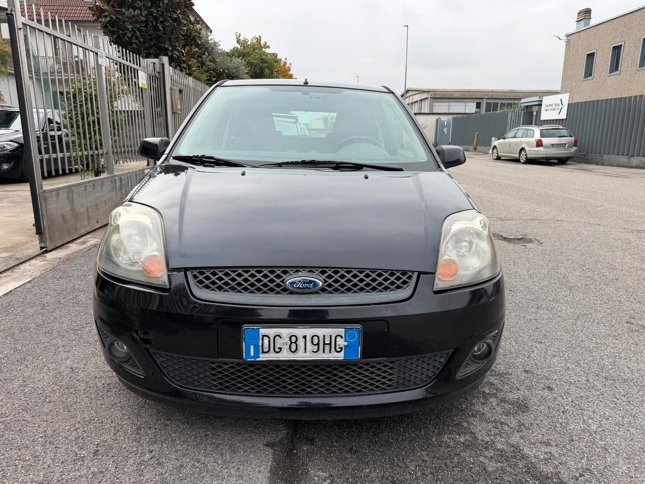 Ford Fiesta 1.2 16V 3p. Ghia