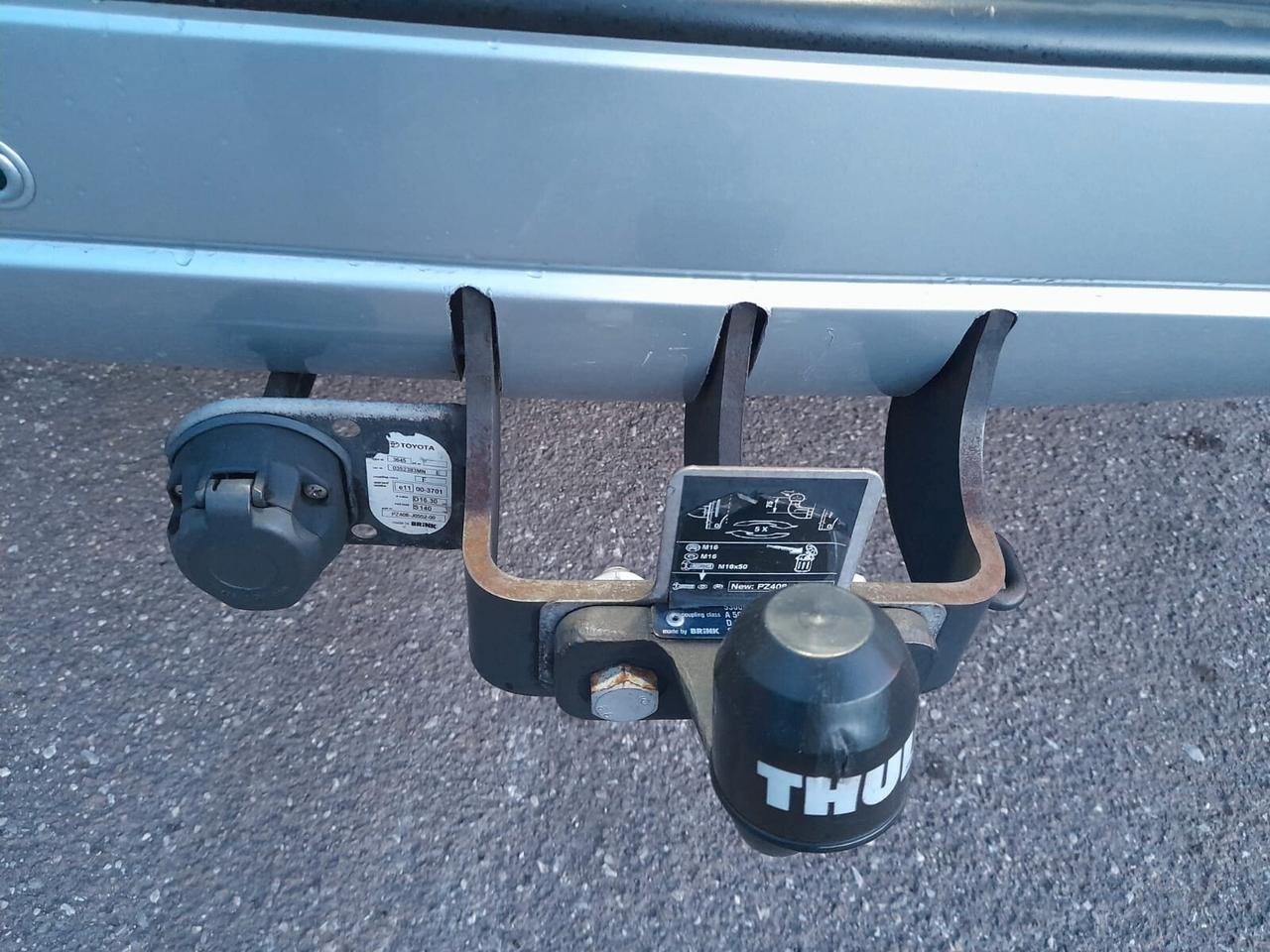 Toyota Land Cruiser 8 POSTI 3.0 D-4D 5p. aut. Wagon