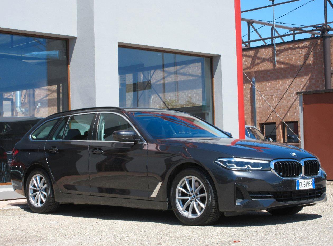 BMW 520 d Touring mhev 48V xdrive Business auto