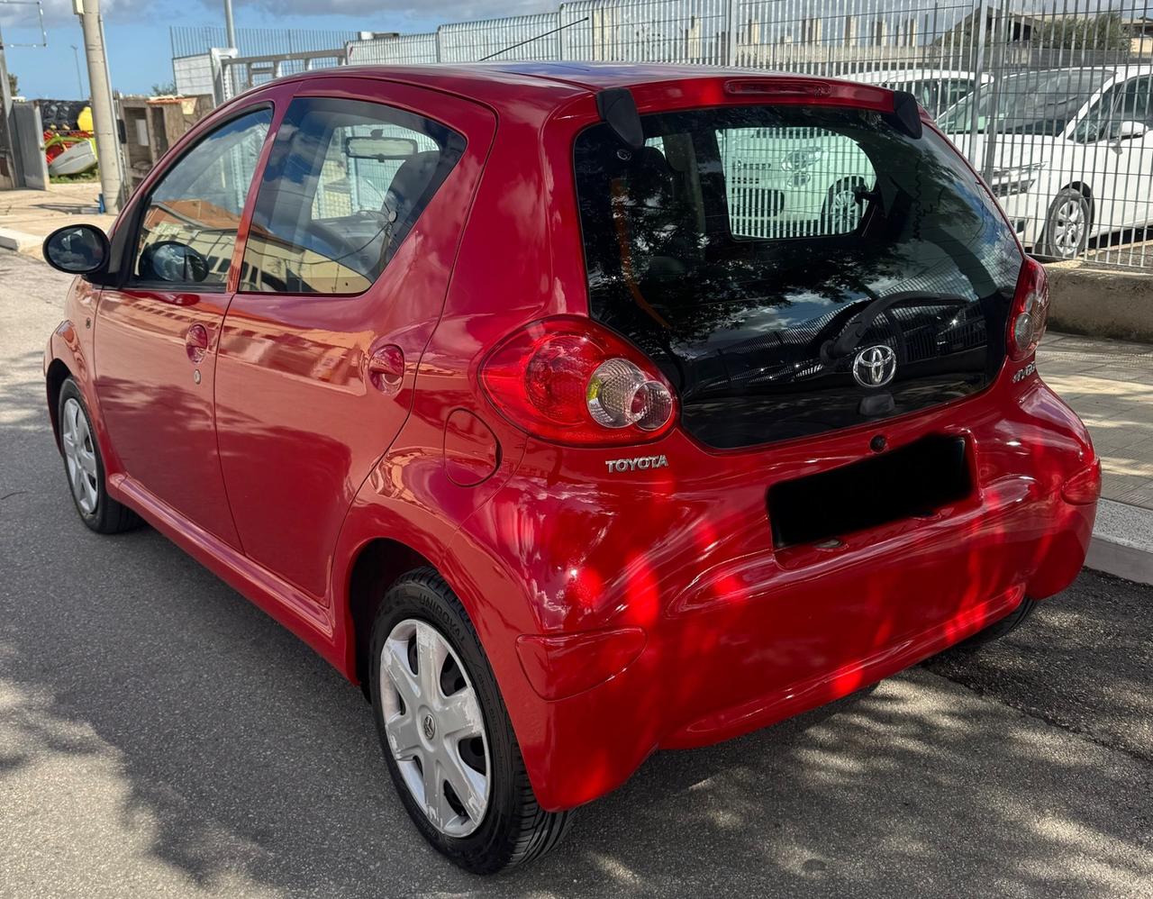 Toyota Aygo 1.0 12V VVT-i 5 porte Now