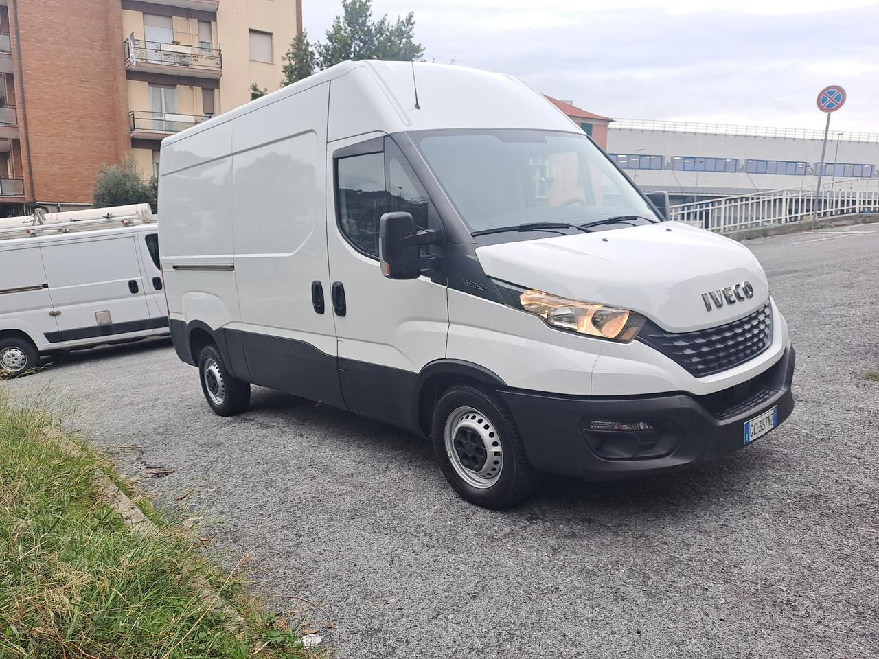 IVECO DAILY 35s12 V 3520 H2