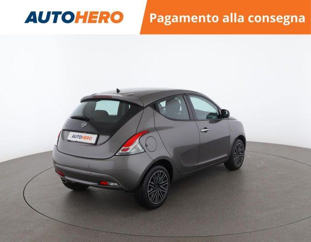 LANCIA Ypsilon 1.2 69 CV 5 porte Gold