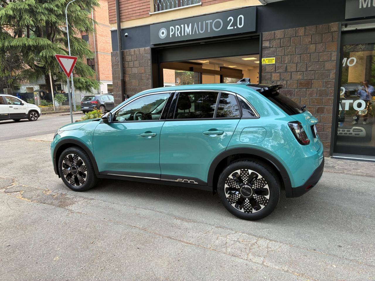 Fiat 600 Hybrid 110 CV DCT MHEV La Prima