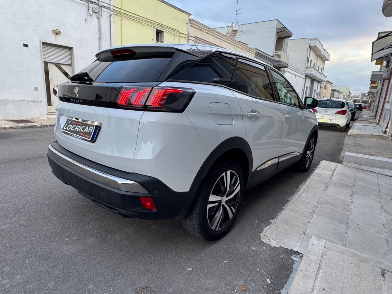Peugeot 3008 BlueHDi 130 EAT8 Allure Pack
