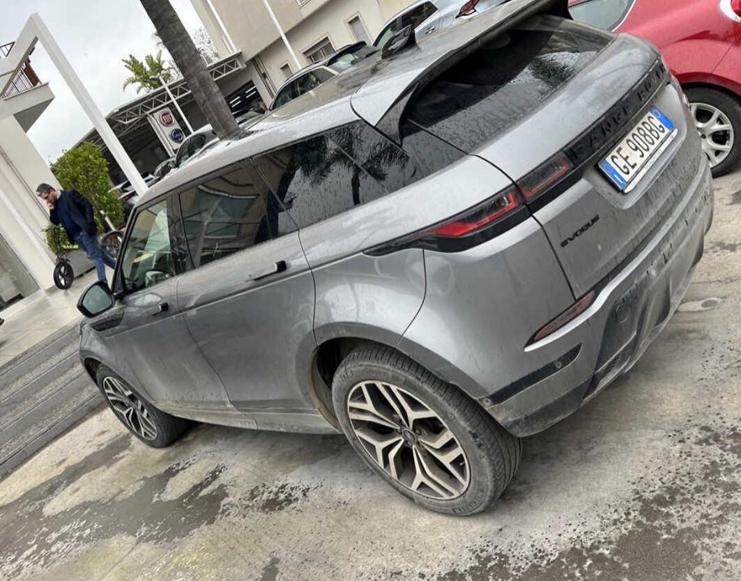 Range Rover Evoque 2.0D I4 204 CV R-Dynamic TETTO APRIBILE