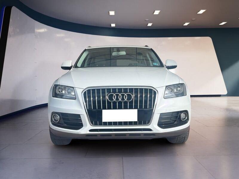 Audi Q5 2.0 TDI 140kW Business S tronic
