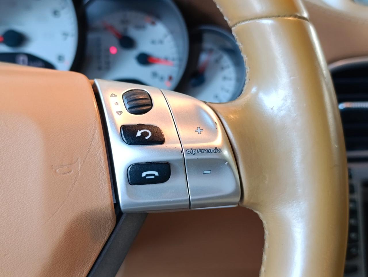 Porsche 911 Cabrio 3.8 Carrera S