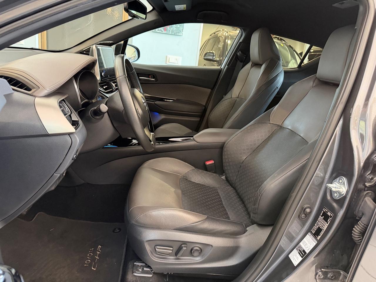 Toyota C-HR 1.8 Hybrid E-CVT