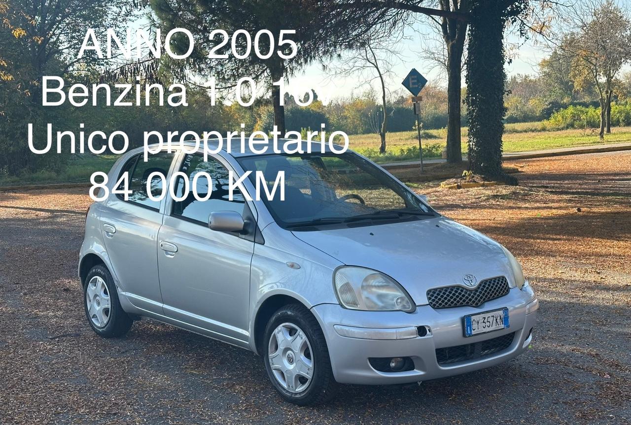 Toyota Yaris 1.0 5 porte