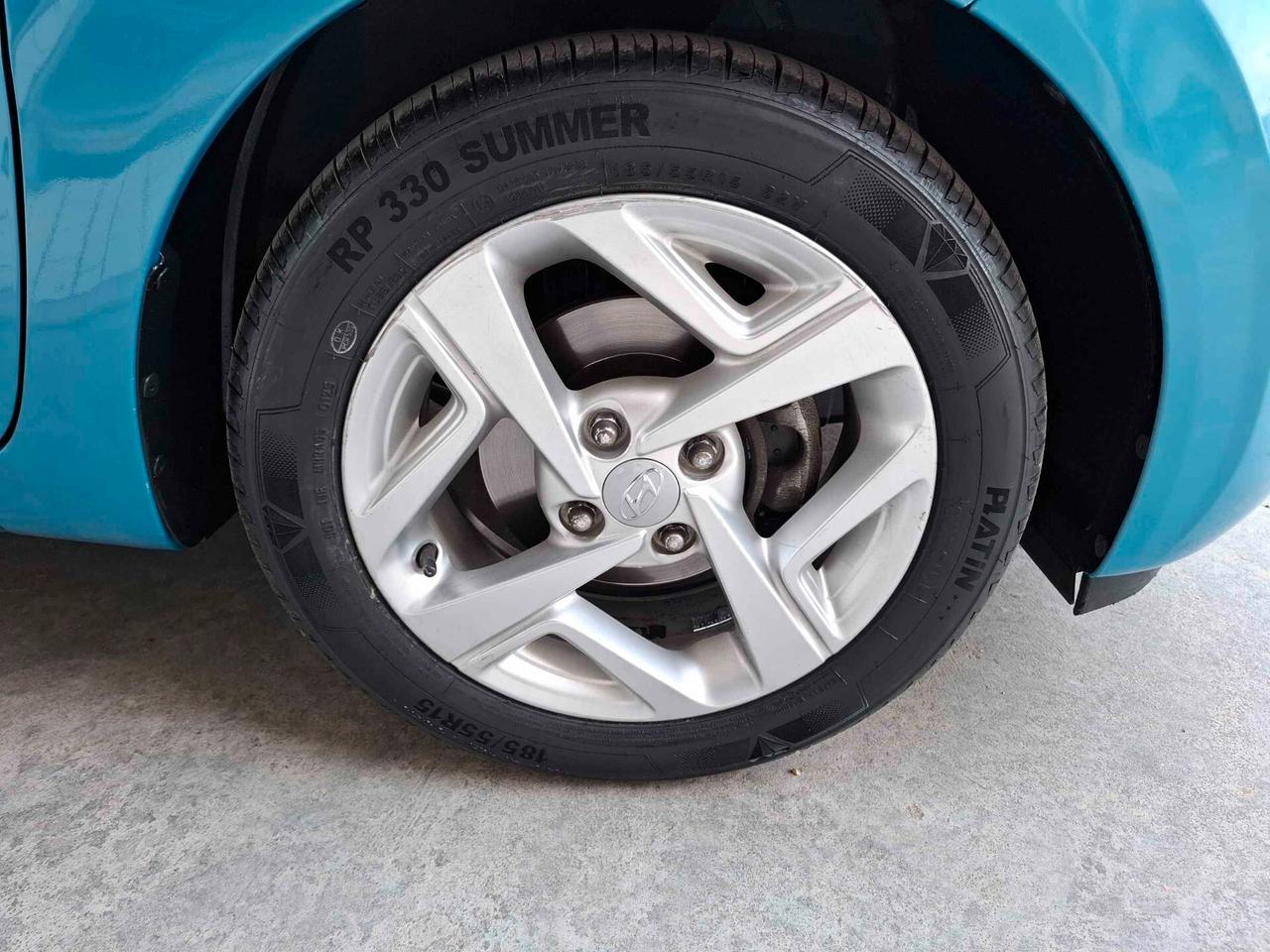 Hyundai i10 1.0 BENZINA - 2022 BICOLORE