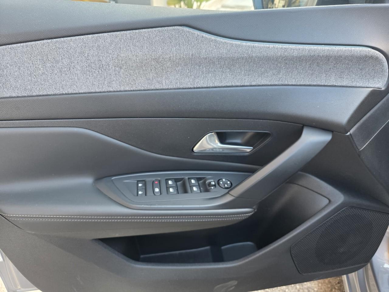 Peugeot 308 BlueHDi 130 EAT8 Allure+Lici Led+Cerchi 18+Retrocamera...
