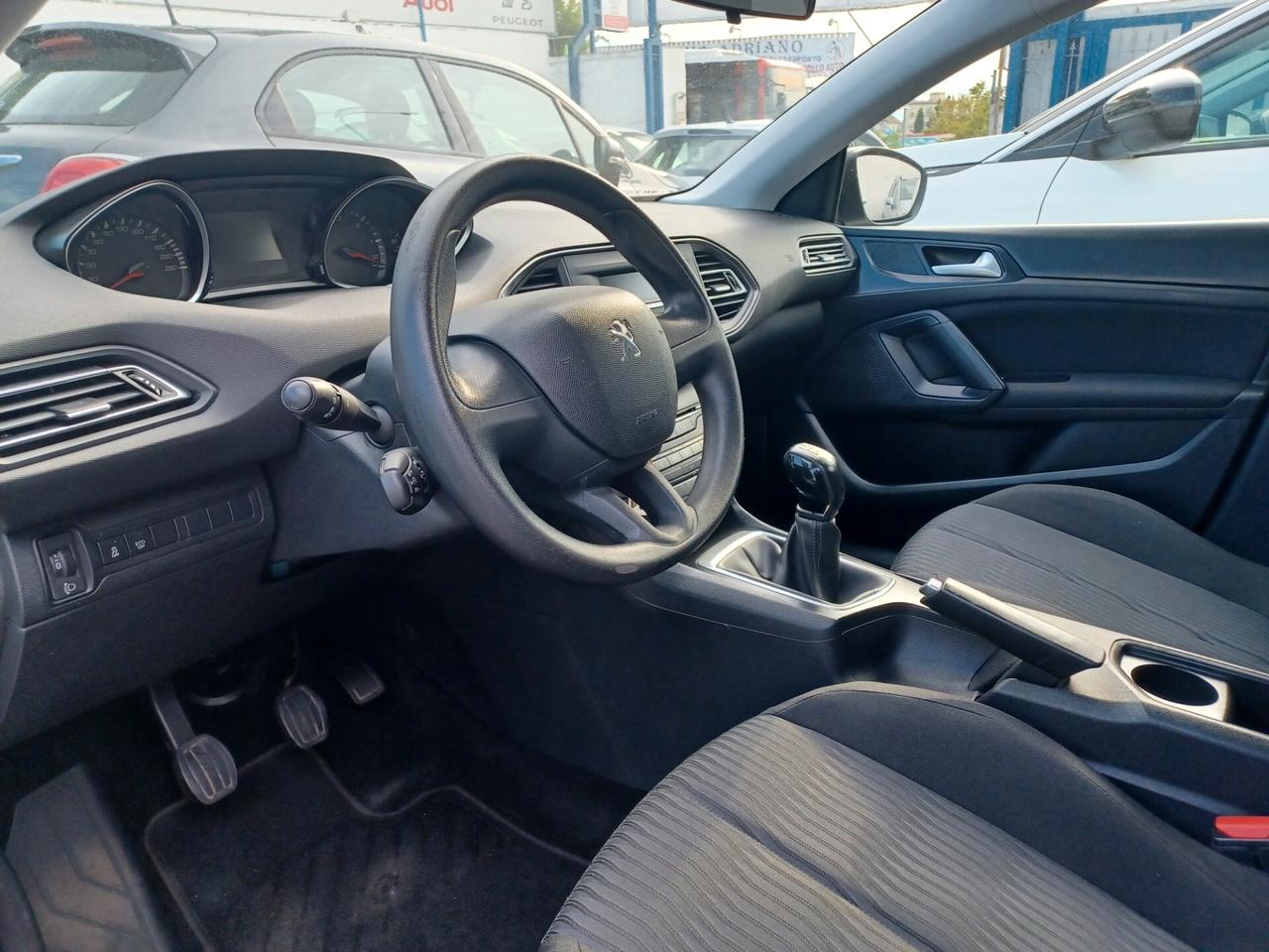 Peugeot 308 1.6 HDI 100 CV SW Active
