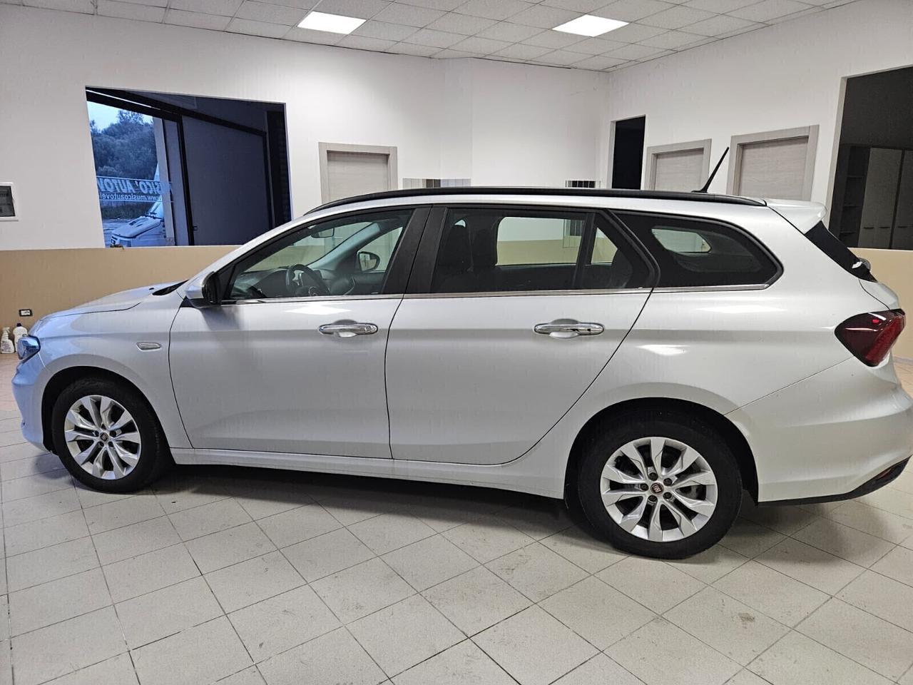 Fiat Tipo 1.3 MJT SW Lounge