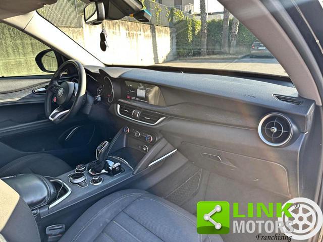 ALFA ROMEO Stelvio 2.2 Turbodiesel 190 CV AT8 Q4 Business Garanzia