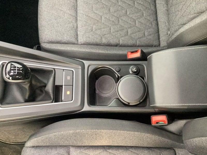 Volkswagen Golf 2.0 TDI MOVE Navi ACC Cockpit App Connect