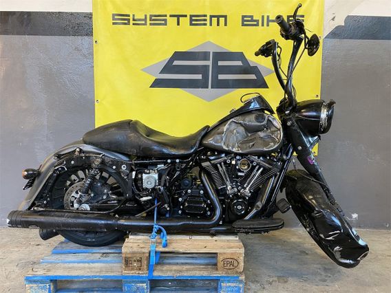 HARLEY DAVIDSON ROAD KING INCIDENTATA CRASHED BIKE