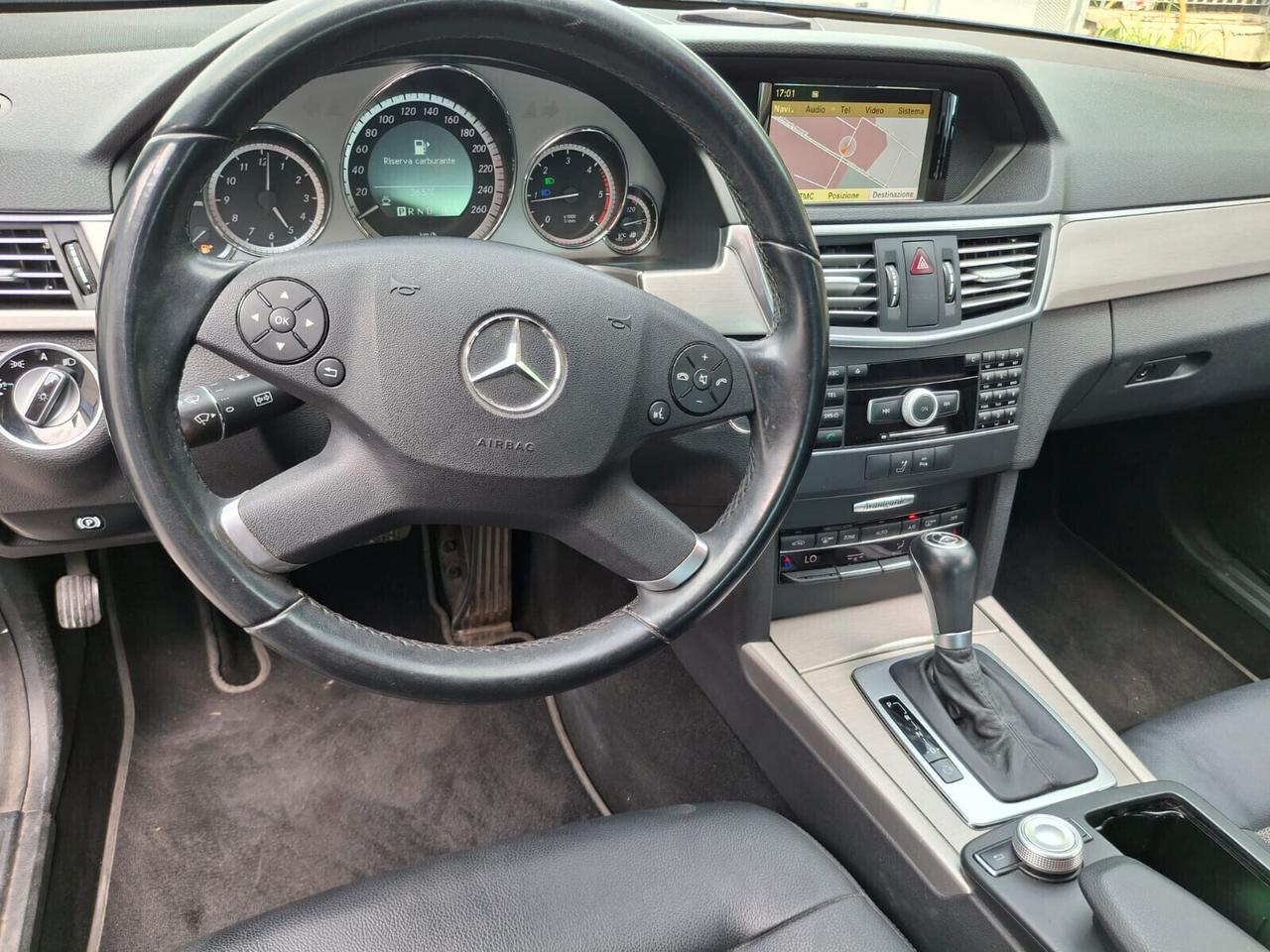 Mercedes-benz E 220 CDI BlueEFFICIENCY Avantg.AMG