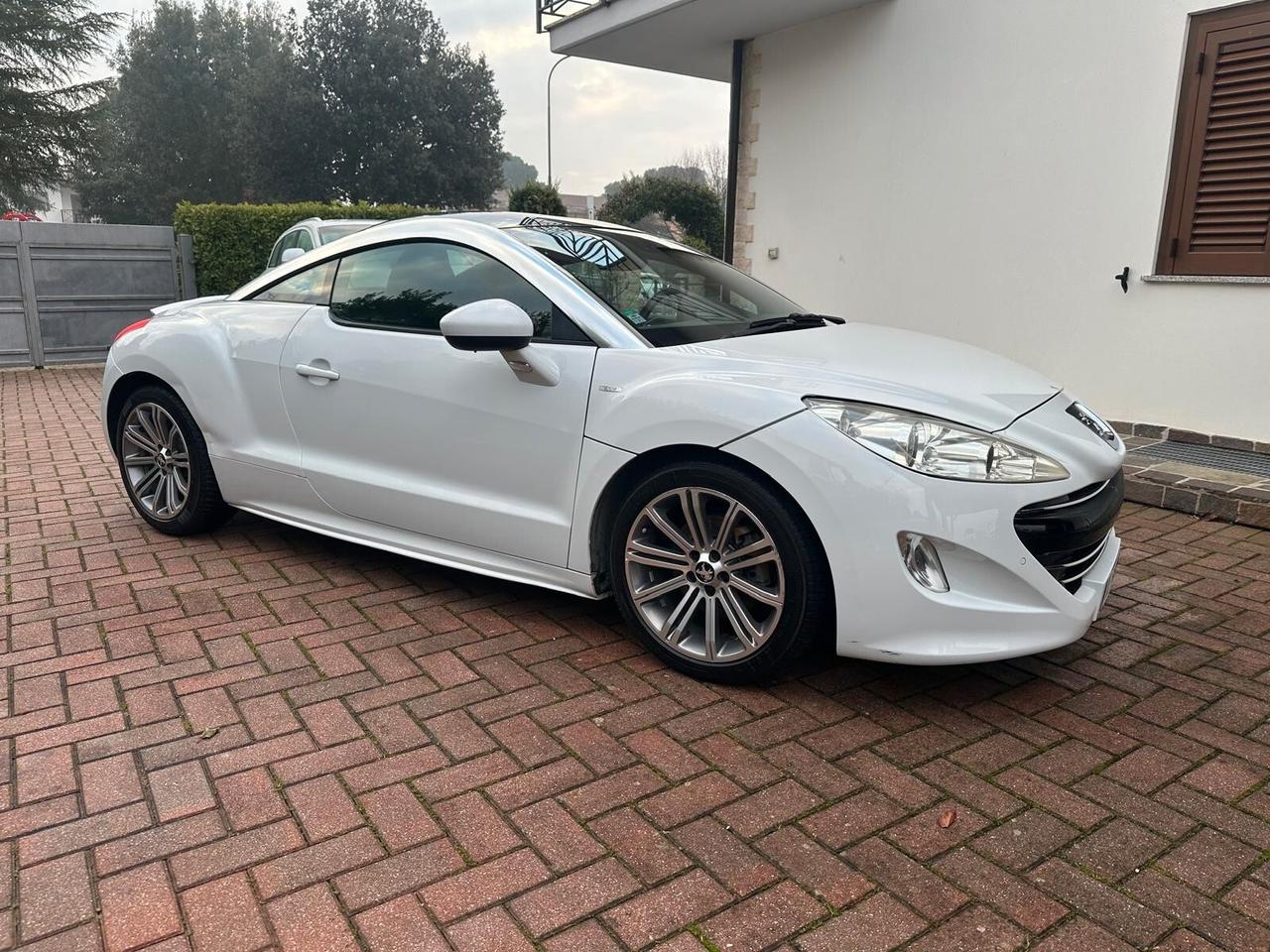 Peugeot RCZ 1.6 THP 156CV