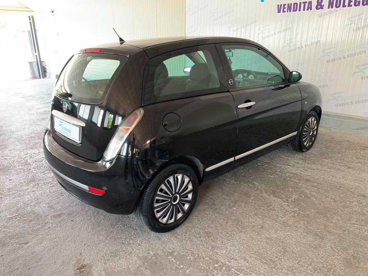 Lancia Ypsilon 1.4 Gpl 77cv Oro Ecochic