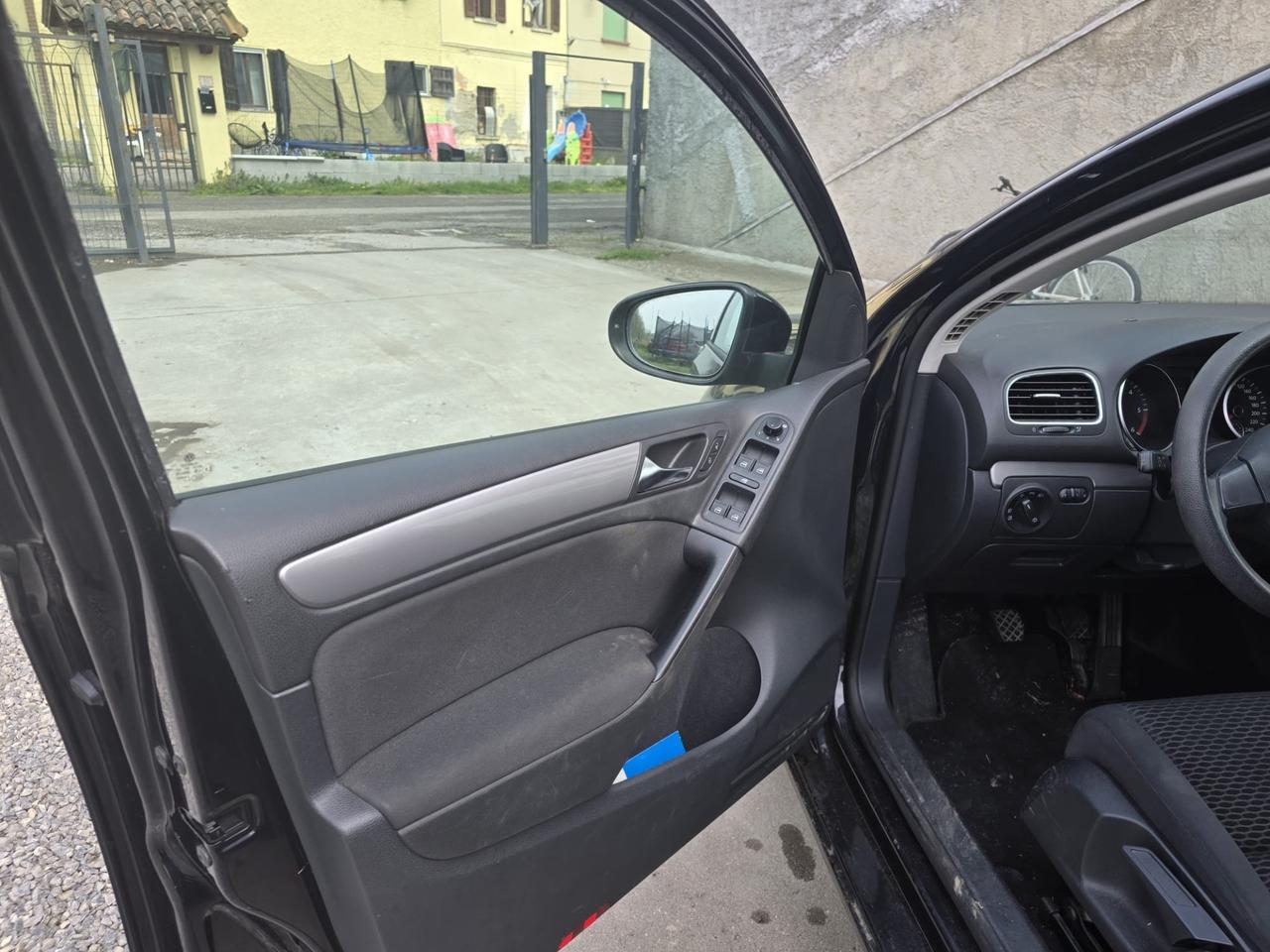 Volkswagen Golf VI 1.6 TDI DPF 5p. Trendline