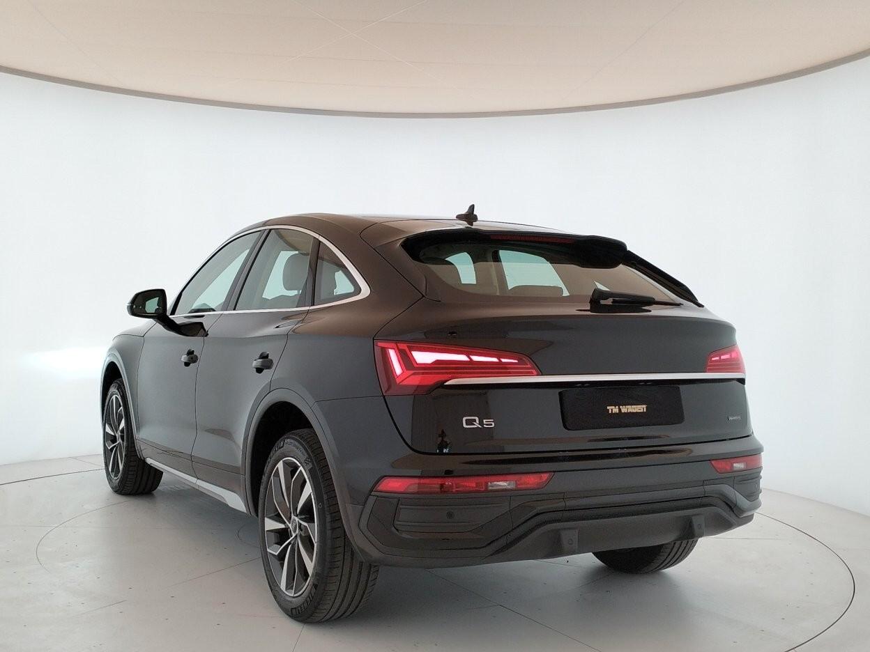 AUDI Q5 Sportback 40 2.0 tdi mhev 12V quattro s-tronic - IVA ESPOSTA